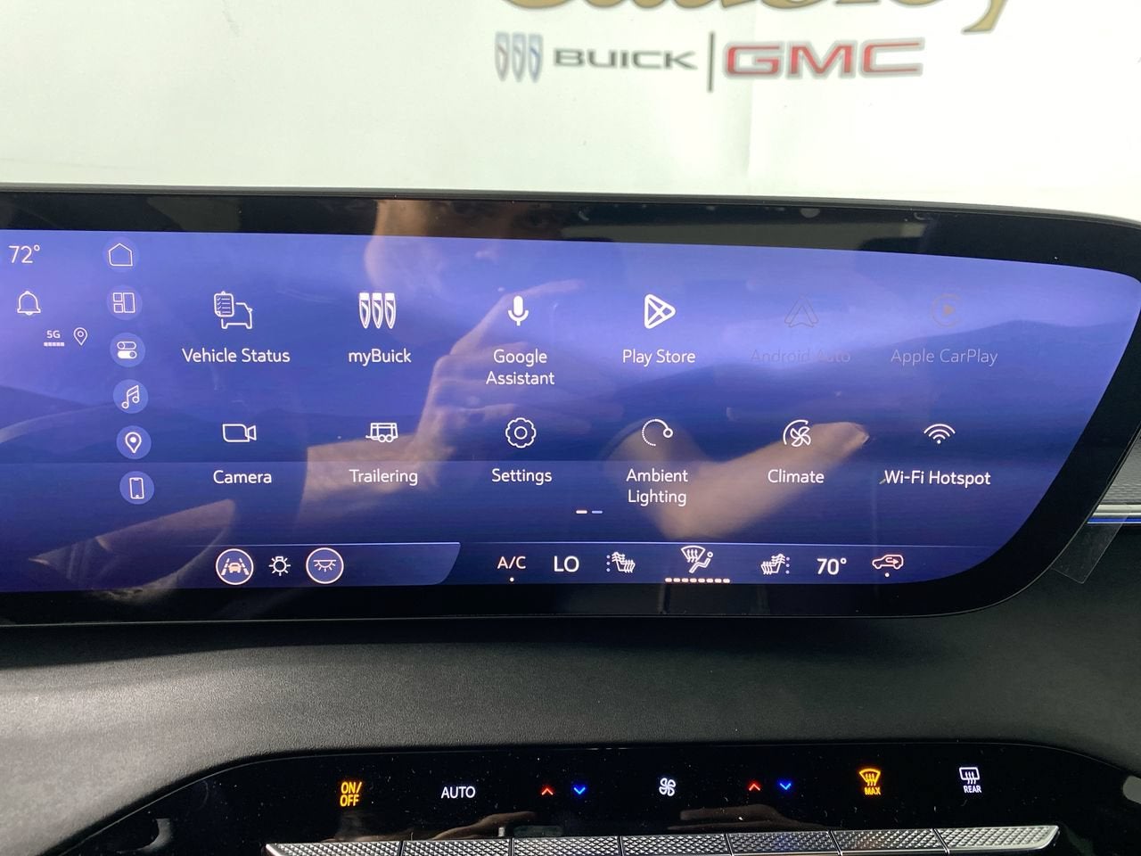 2027 Buick Enclave Sport Touring