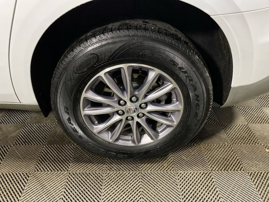 2024 Buick Enclave Essence