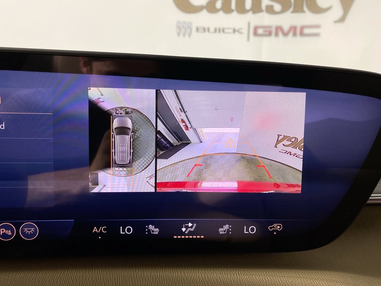 2026 Buick Enclave Preferred - Photo 18