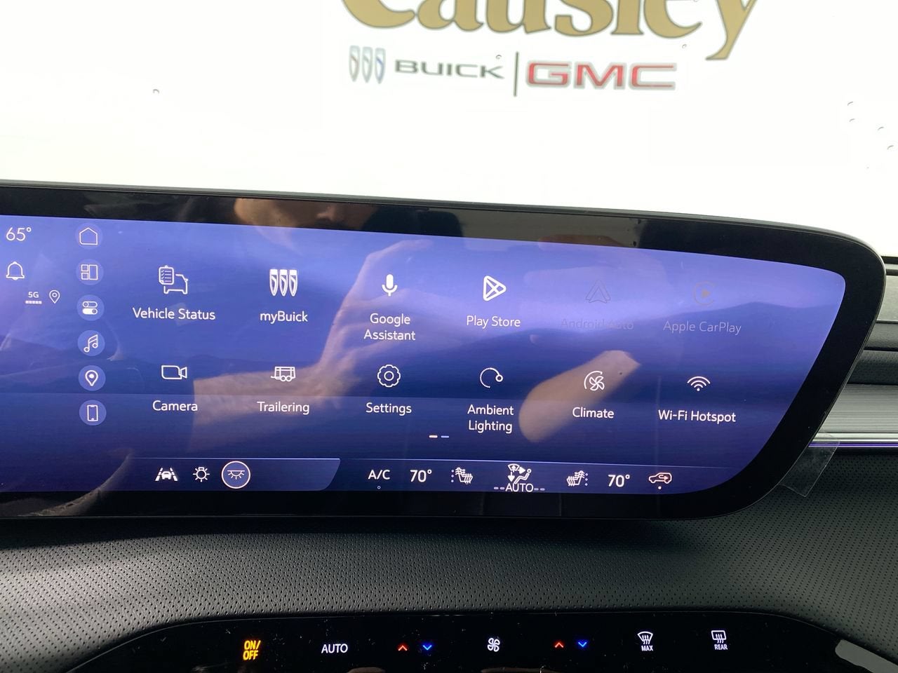 2027 Buick Enclave Preferred