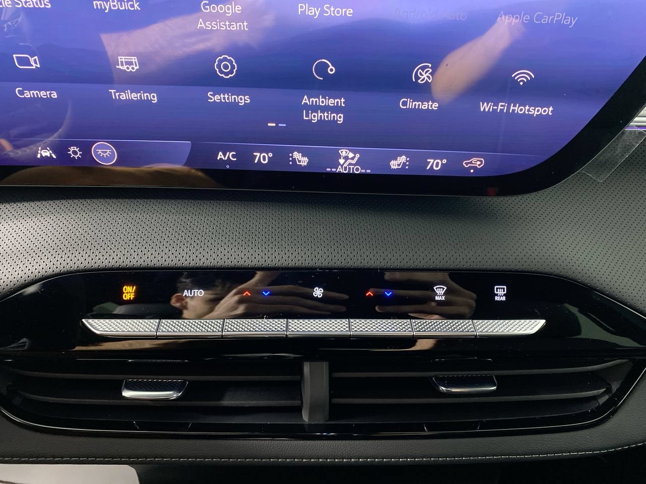 2027 Buick Enclave Preferred