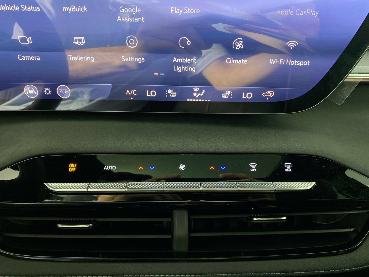 2027 Buick Enclave Sport Touring
