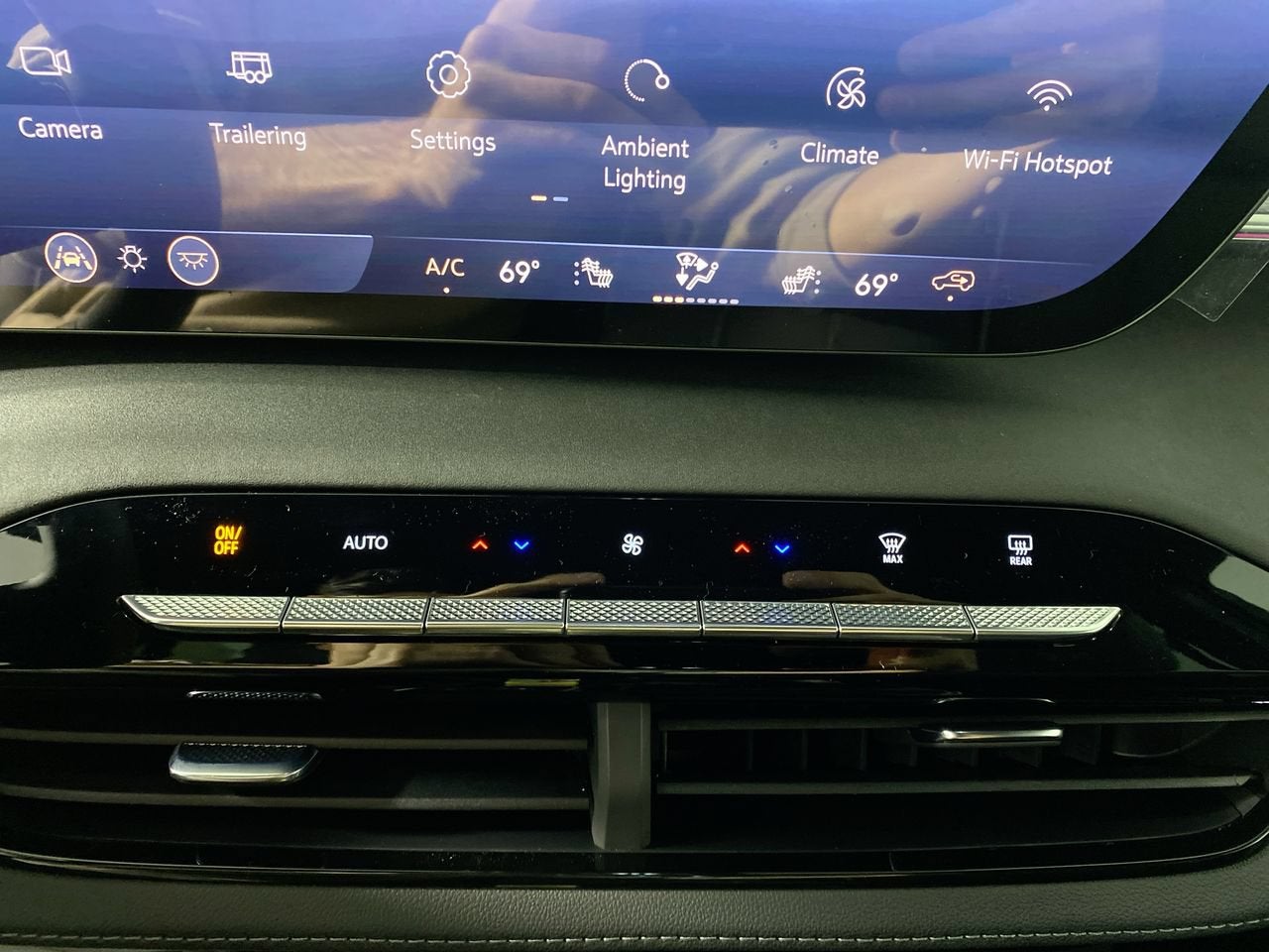 2027 Buick Enclave Sport Touring