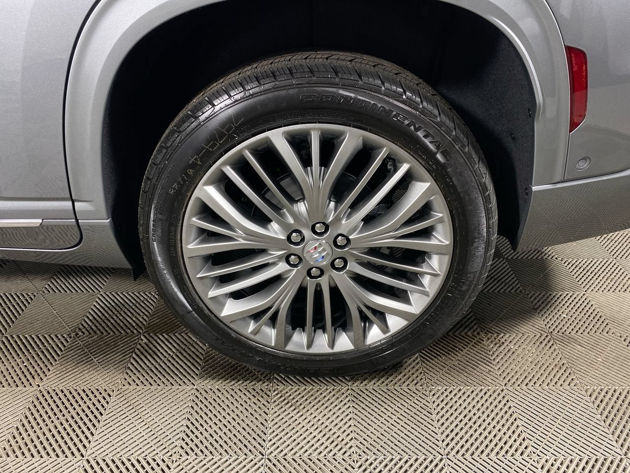 2027 Buick Enclave Avenir
