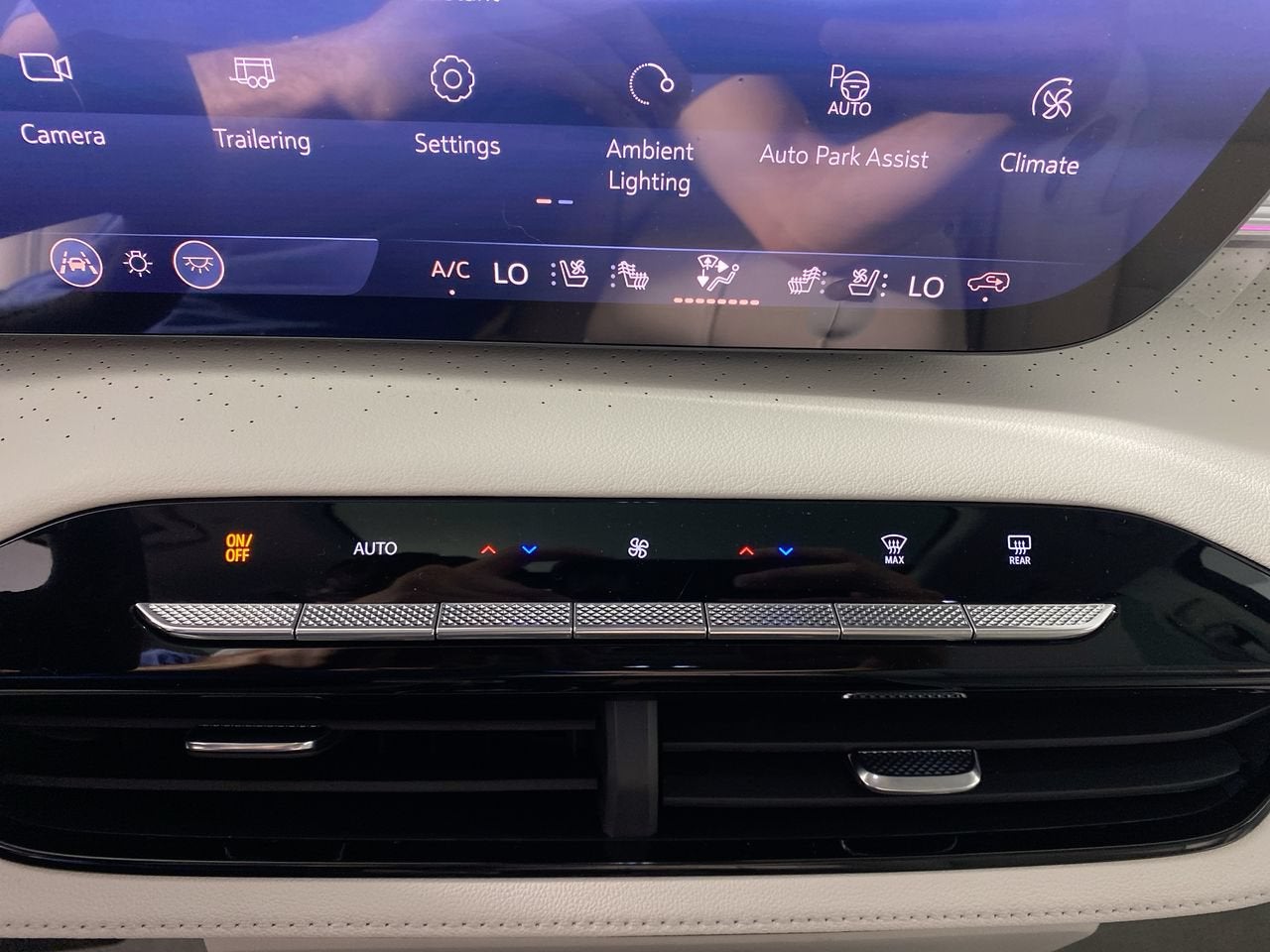 2027 Buick Enclave Avenir