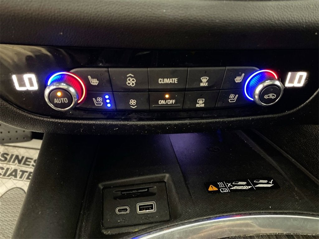 2022 Buick Enclave Avenir