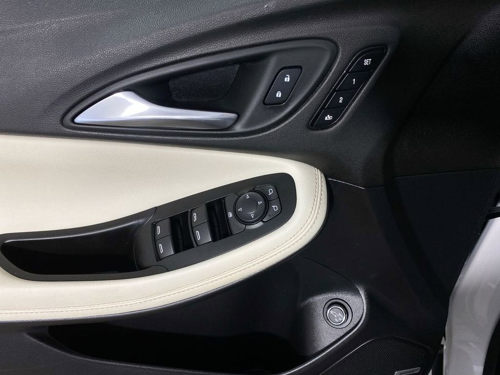 2024 Buick Encore GX Avenir - Photo 13