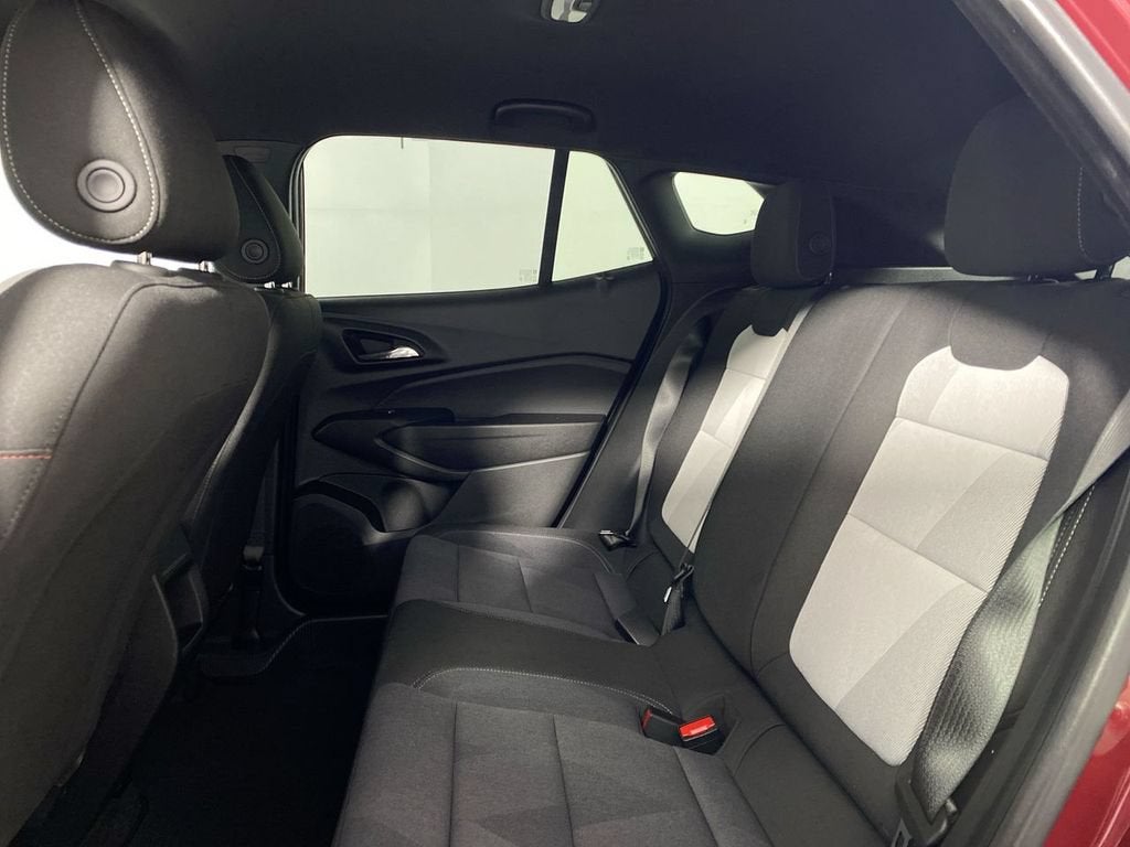 2024 Chevrolet Trax RS - Photo 21