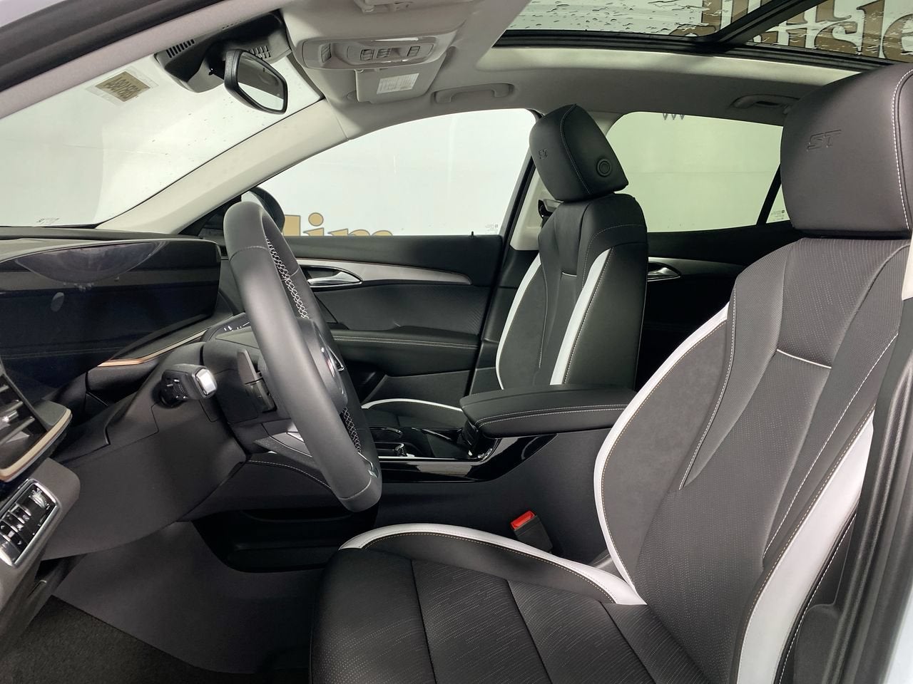 2026 Buick Envision Sport Touring - Photo 11