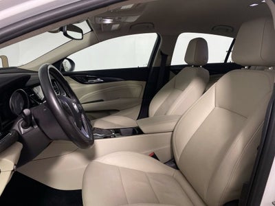 2018 Buick Regal Sportback Essence